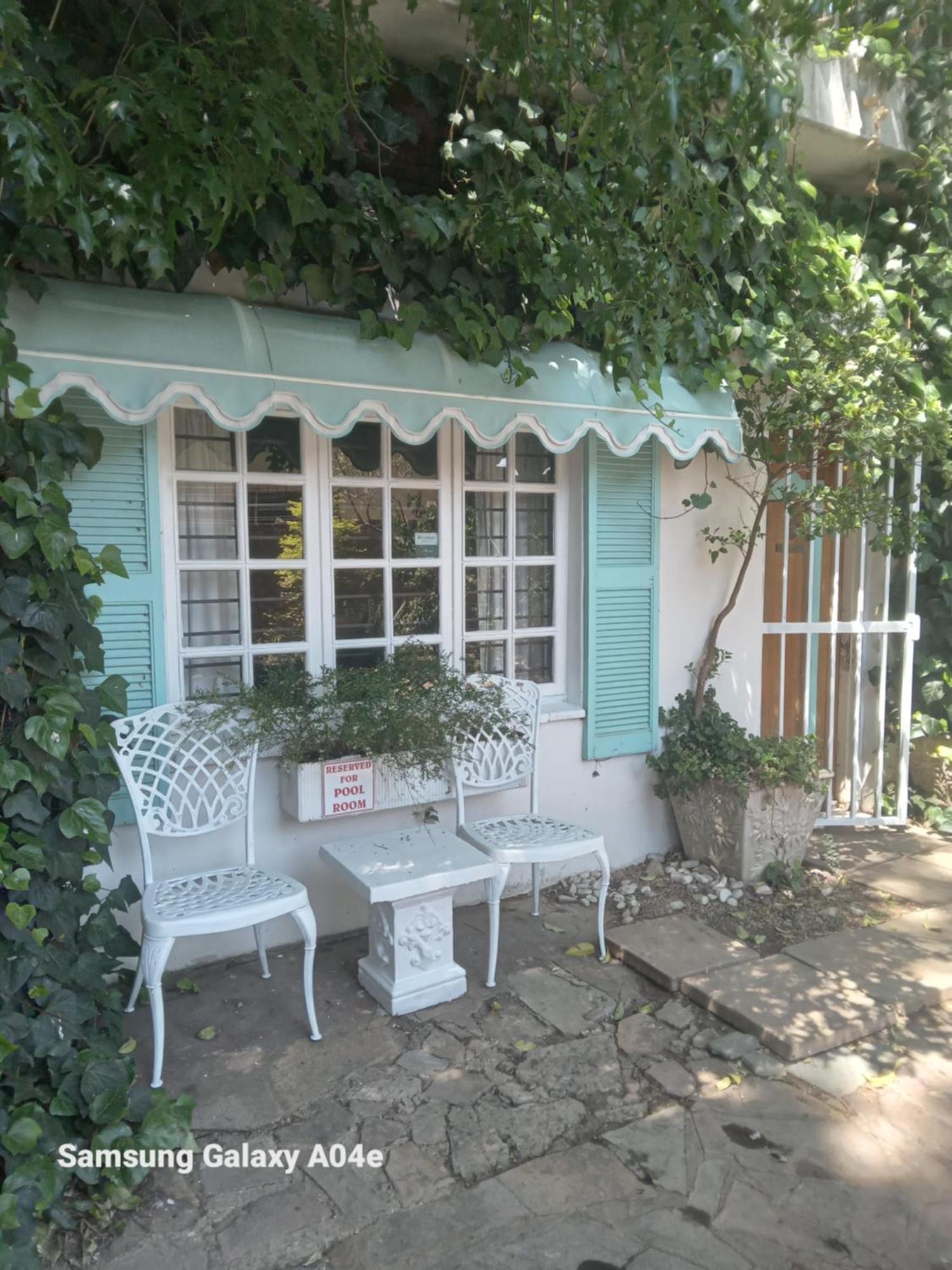 Emerald Guest House Springs Exterior foto